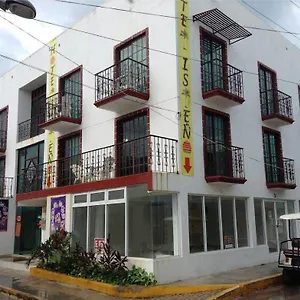 Isleño Isla Mujeres